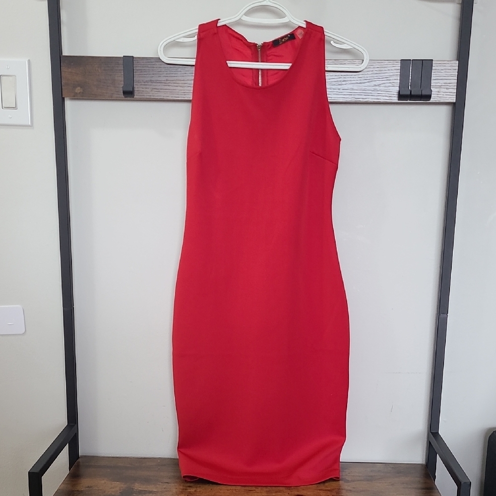 Dex Red Halter Sheath Midi Dress